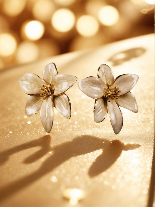 Elegant Floral Stud