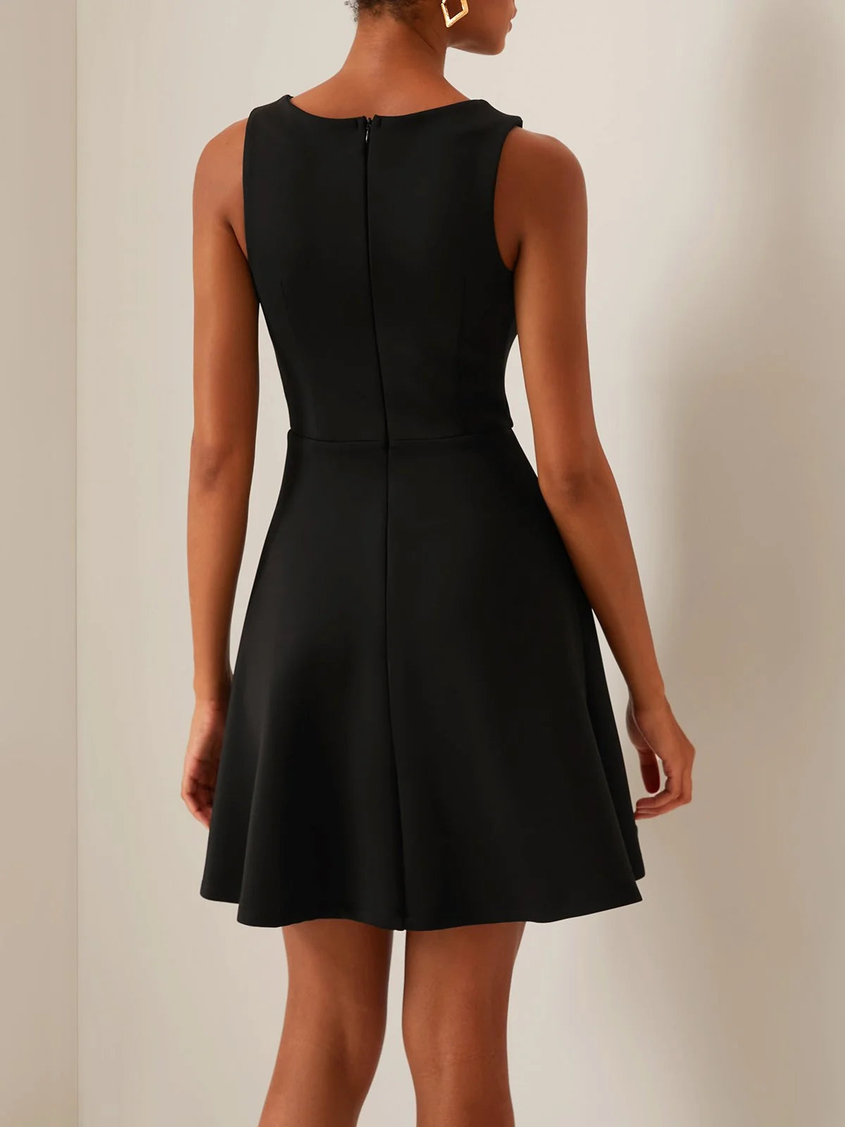 Black Sleeveless A-line Mini Homecoming Dress